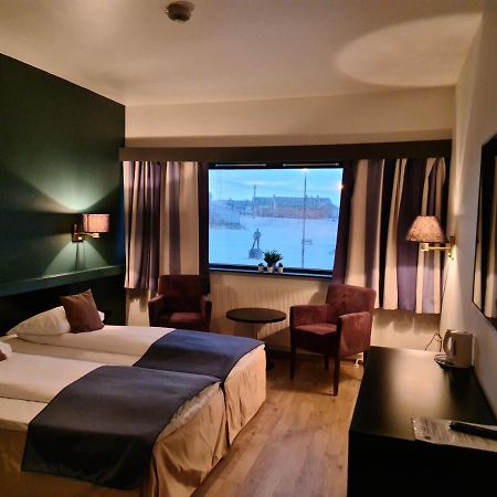 Vardo Hotel Exteriér fotografie